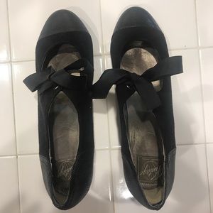 Vintage by Jeffrey Campbell size 12 women’s